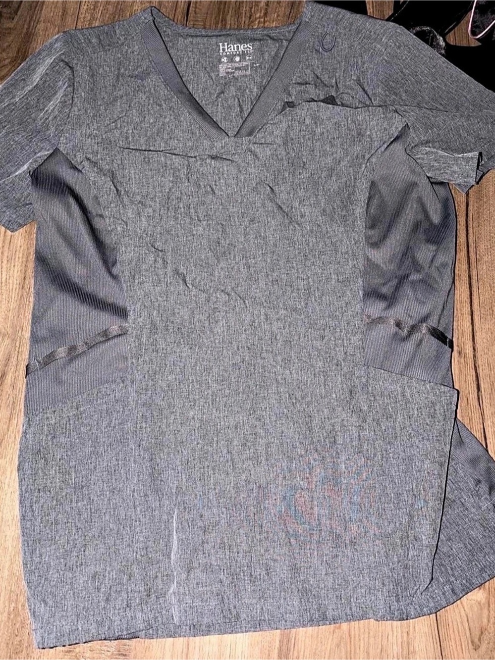 Hanes Comfort Fit Women's V-Neck Scrub Top Gray Short Sleeve Top Like New